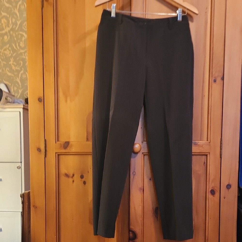 Briggs New York Women's Elegant Gray Pinstripe Pants